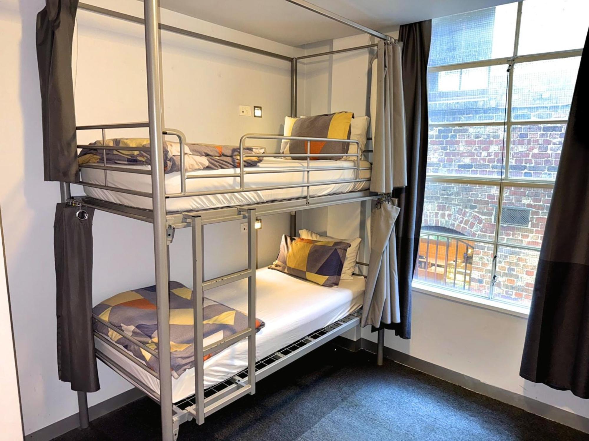 Hostel Europa Melbourne Zewnętrze zdjęcie